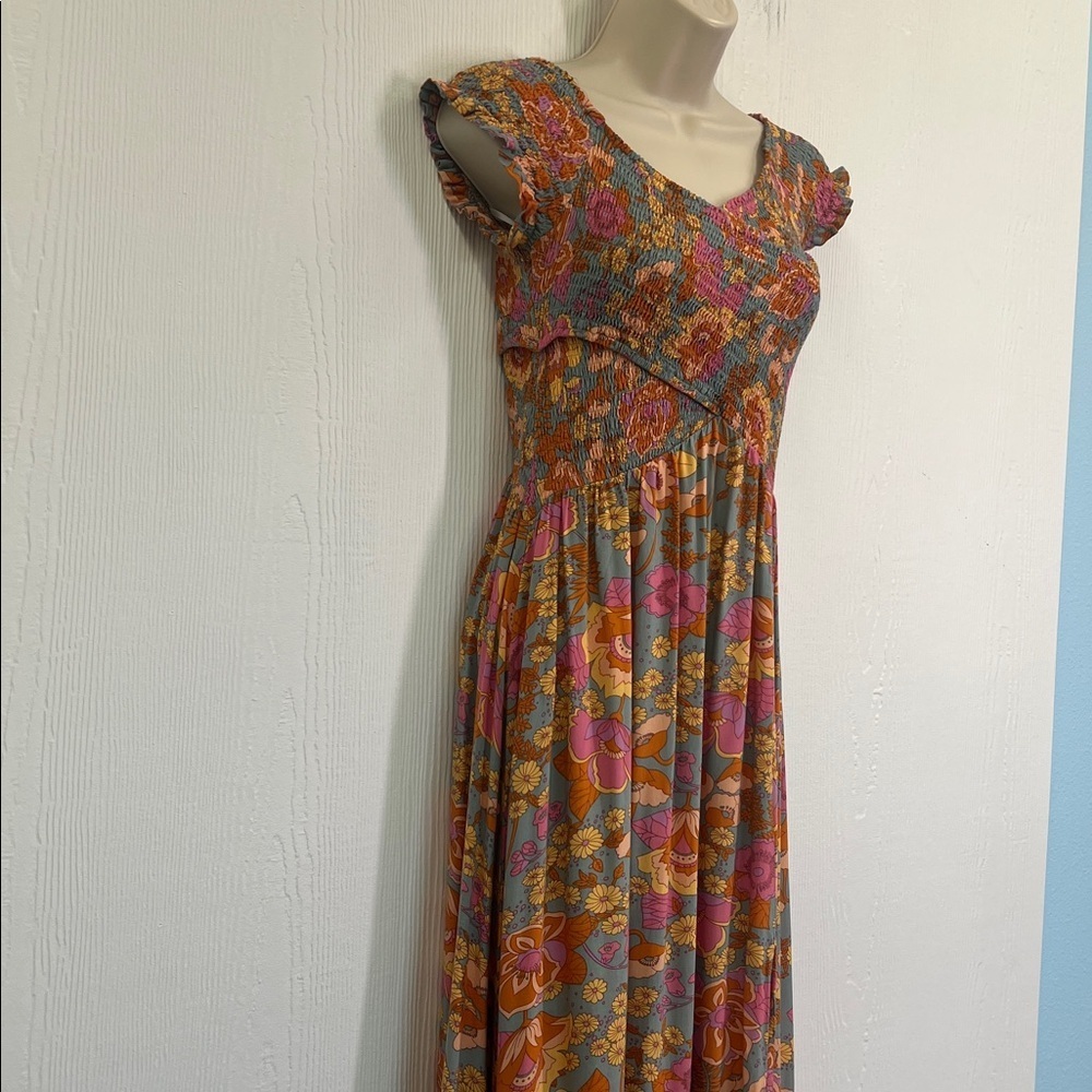 Aakaa - Colorful Floral Smocked Cross Chest Slit Long Maci Dress Size Small - Picture 4 of 12